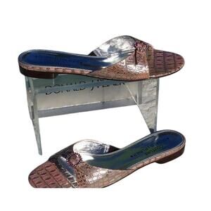 Donald Pliner Metallic Gator Leather Rhinestone Buckle Sandal Shoe Flat $250 NWT